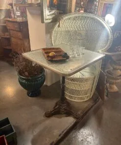 mood-brocante-table-de-bistrot-authentique-pied-fonte