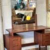 mood-brocante-console-coiffeuse-suedoise-1960-modele-6753-AB Glas-tra¨scandinave-