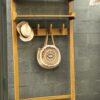 mood-brocante-porte-manteaux-bois-vintage-vestiare-mural